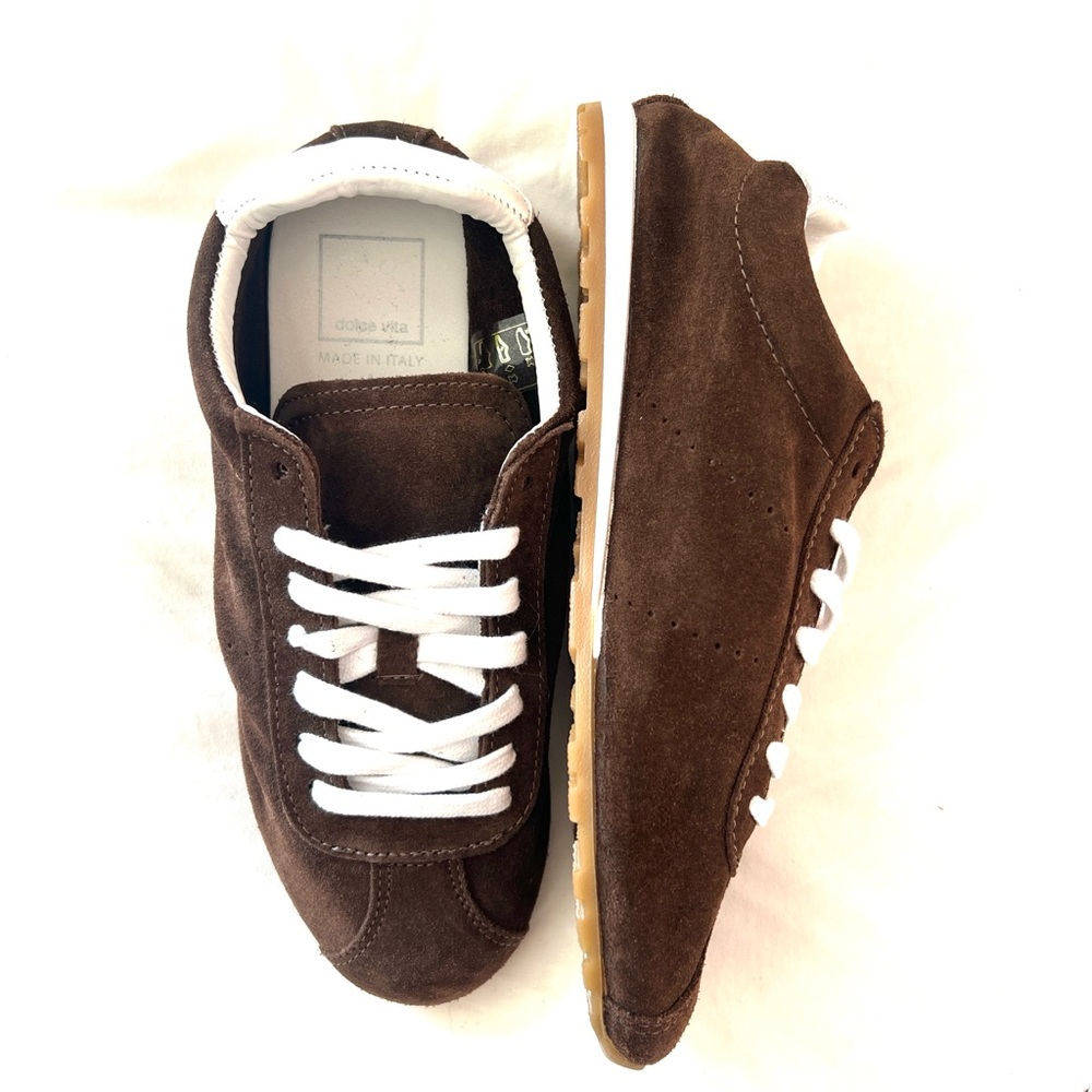 NWOT- Dolce Vita Brown Suede Lace-Up Sneakers. 
Made in Italy 🇮🇹